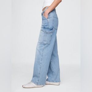 GAP Cargo Jeans